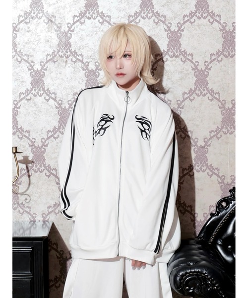NOEMIE（ノエミー）の「トライバルベルトユニセックスジャージセットアップ（ジャージ・レディース・ダークグレー/ブラック/オフホワイト・M）」の2枚目の写真