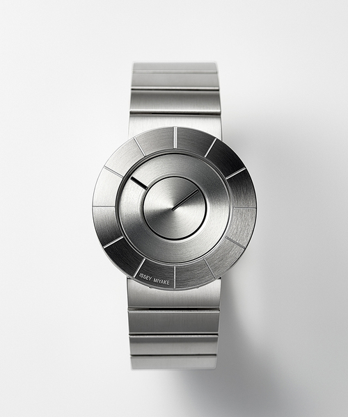 ISSEY MIYAKE（イッセイミヤケ）の「Web限定 ISSEY MIYAKE TO NY0N001 Silver（アナログ腕時計・レディース・シルバー・FREE）」の2枚目の写真