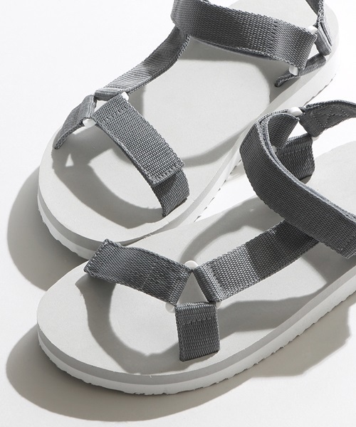 WEGO(ウィゴー)の「WEGO/フラットテープサンダル(サンダル・メンズ・ベージュ/グレー/ブラック系その他/ホワイト/ブラック・X-LARGE/LARGE)」の4枚目の写真