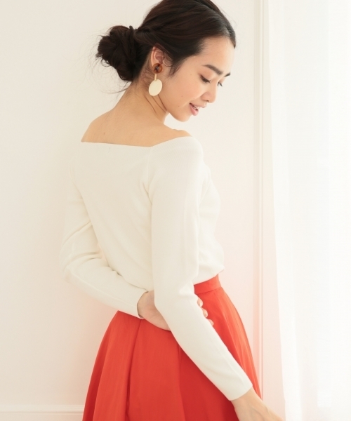 A part by（アパートバイ）の「12GRPソウバリスクエア8S　 744606（ニット/セーター・レディース・ブラック系その他/ブルー/ホワイト/レッド/レッド系その他/ブラック・MEDIUM/LARGE）」の8枚目の写真