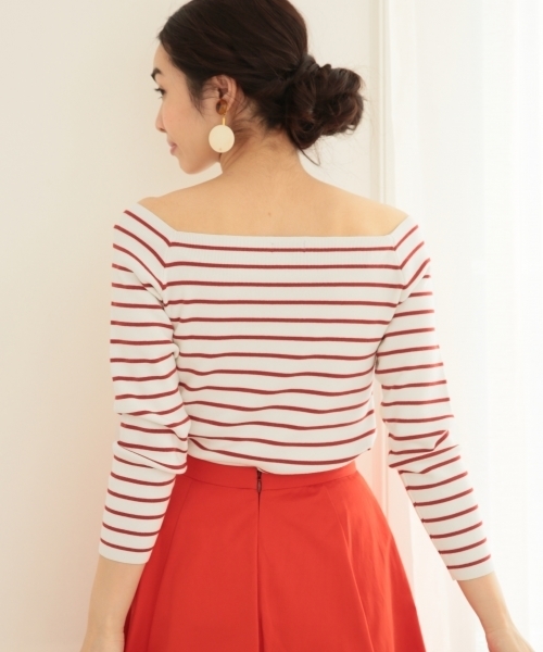 A part by（アパートバイ）の「12GRPソウバリスクエア8S　 744606（ニット/セーター・レディース・ブラック系その他/ブルー/ホワイト/レッド/レッド系その他/ブラック・MEDIUM/LARGE）」の22枚目の写真