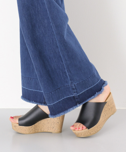 RODE SKO（ロデスコ）の「RODE SKO GRACIA シンプルサボ（サンダル・レディース・ホワイト/ブラック/ブラウン系その他・38/36/37）」の2枚目の写真