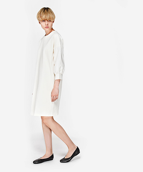 CHARLES & KEITH（チャールズ & キース）の「Vパンプス / V PUMPS（バレエシューズ・レディース・グレー/バーガンディー/ブラック・23cm/23.5cm/24cm/22.5cm/25cm）」の21枚目の写真