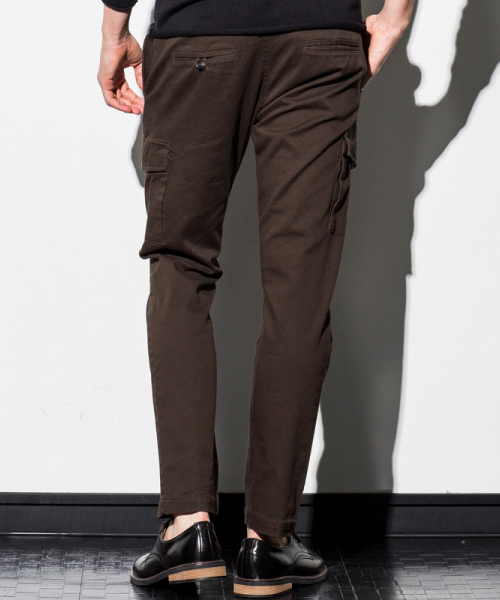 AKM Contemporary（エイケイエムコンテンポラリー）の「AKM Contemporary(エイケイエムコンテンポラリー)タイトシルエットカーゴパンツ（カーゴパンツ・メンズ・ブラック/カーキ・SMALL/MEDIUM/LARGE）」の5枚目の写真