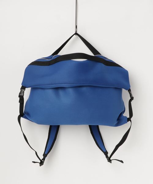 ZUCCa（ズッカ）の「ダブルラッセルバッグ（バックパック/リュック・レディース・ホワイト/ブラック/ブルー・FREE）」の3枚目の写真