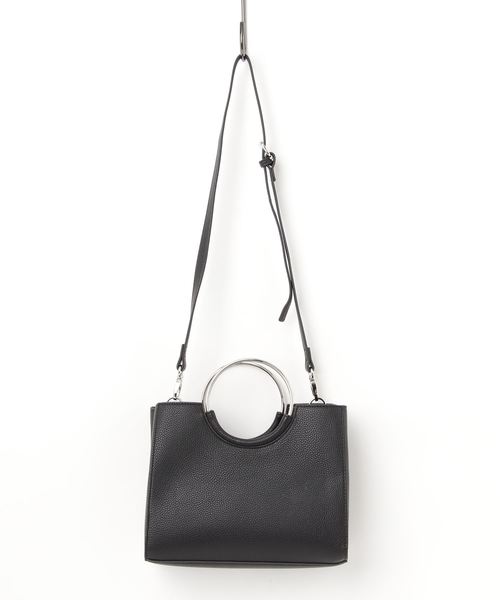 AZUL by moussy（アズールバイマウジー）の「ループハンドルショルダーバッグ（ショルダーバッグ・レディース・ブラック/キャメル・FREE）」の3枚目の写真