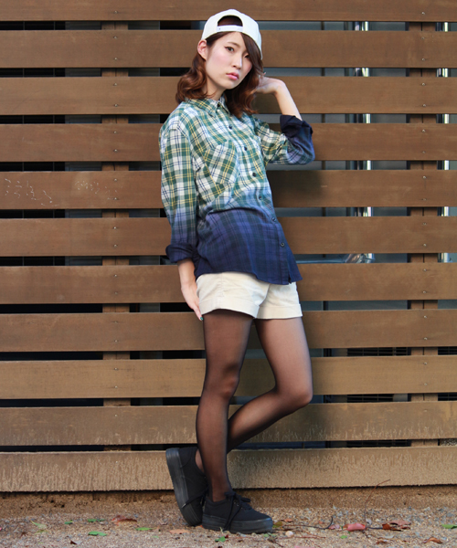 WEGO（ウィゴー）の「WEGO/グラデーションチェックシャツ（シャツ/ブラウス・レディース・グリーン/ブルー/レッド・FREE）」の15枚目の写真