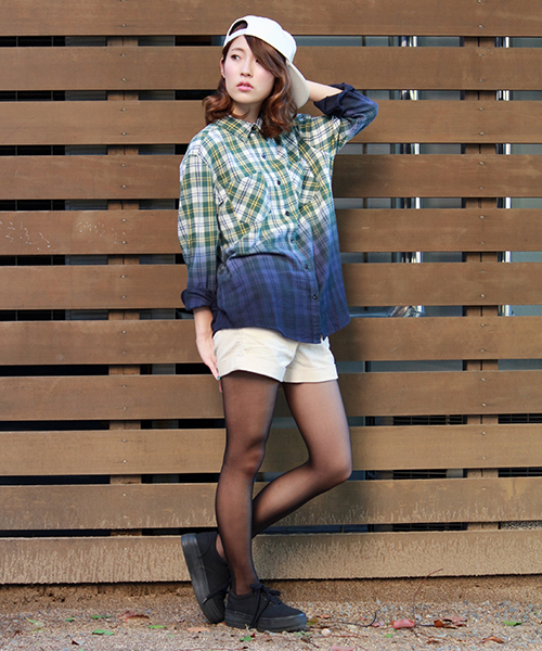 WEGO（ウィゴー）の「WEGO/グラデーションチェックシャツ（シャツ/ブラウス・レディース・グリーン/ブルー/レッド・FREE）」の16枚目の写真