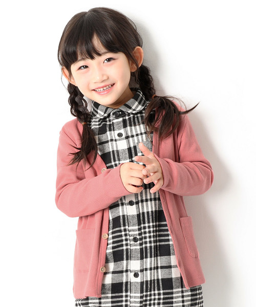 devirock(デビロック)の「ベーシックリブカーディガン(カーディガン/ボレロ・キッズ・ブルー系その他/スモークピンク/モカ/チャコール/ラベンダー/ブラック/マスタード/グリーン系その他/レッド/ワイン/ピンク/カーキ/グリーン/ブラウン系その他/ネイビー/ダークグリーン/レッド系その他/ヘザーチャコール/ピンク系その他/パープル・80cm/160cm/150cm/90cm/120cm/100cm/110cm/130cm/140cm)」の17枚目の写真