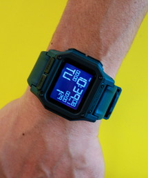 NIXON（ニクソン）の「THE REGULUS（デジタル腕時計）」 - WEAR
