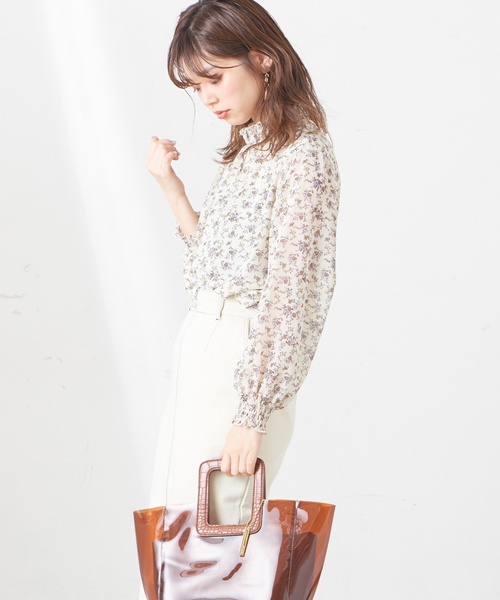 natural couture（ナチュラルクチュール）の「プチハイシャーリングブラウス（シャツ/ブラウス・レディース・ホワイト/ベージュ/ホワイト系その他/ブラック系その他/ピンク系その他・FREE）」の3枚目の写真