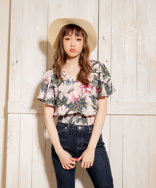 LIPSERVICE（リップサービス）の「ラッフルスリーブカシュクール 