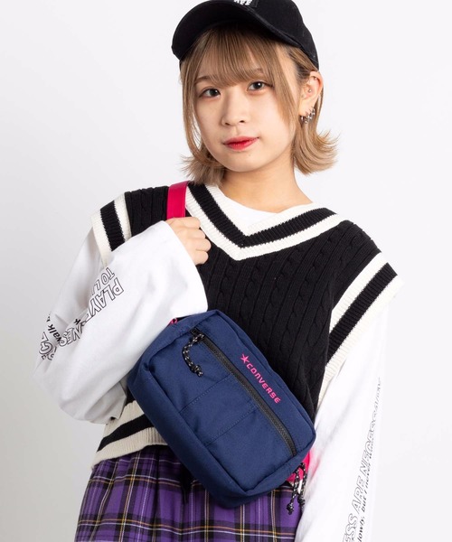 CONVERSE(コンバース)の「∴WEGO/CONVERSE 別注ロゴスクエアショルダーバッグ(ショルダーバッグ・メンズ・ブラック/ブルー系その他/ライトピンク/ライトパープル/ベージュ・FREE)」の18枚目の写真