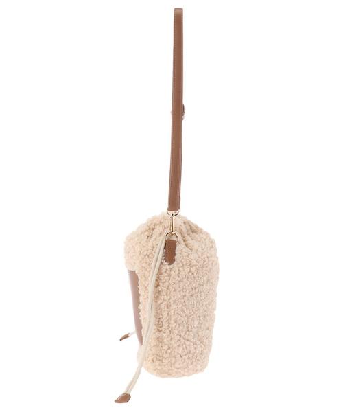 earth music&ecology（アースミュージックアンドエコロジー）の「モコモコボアバッグ＊（ショルダーバッグ・レディース・ベージュ/モカ/ブラック・FREE）」の8枚目の写真