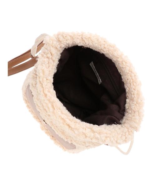 earth music&ecology（アースミュージックアンドエコロジー）の「モコモコボアバッグ＊（ショルダーバッグ・レディース・ベージュ/モカ/ブラック・FREE）」の5枚目の写真