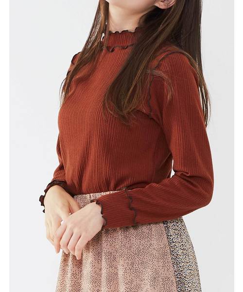 POU DOU DOU（プードゥドゥ）の「起毛テレコメロー トップス（Tシャツ/カットソー・レディース・ブラック/ライトベージュ/ブラウン/グリーン/ブルー・3）」の21枚目の写真