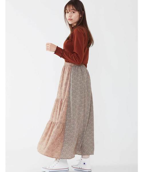 POU DOU DOU（プードゥドゥ）の「起毛テレコメロー トップス（Tシャツ/カットソー・レディース・ブラック/ライトベージュ/ブラウン/グリーン/ブルー・3）」の10枚目の写真