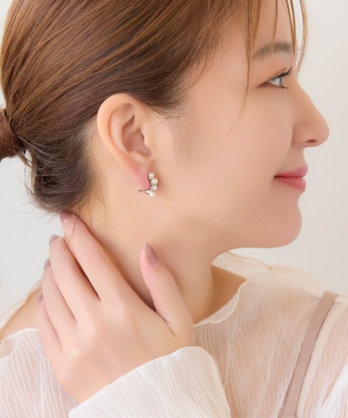 Phoebe（フィービィー）の「【シリーズ累計販売　15,000点突破！】【痛くないシリーズ】ノーブルパールエアリーイヤリング/大ぶり（イヤリング・レディース・ゴールド/ゴールド系その他/シルバー系その他/グレー/シルバー/ピンクゴールド・FREE）」の10枚目の写真