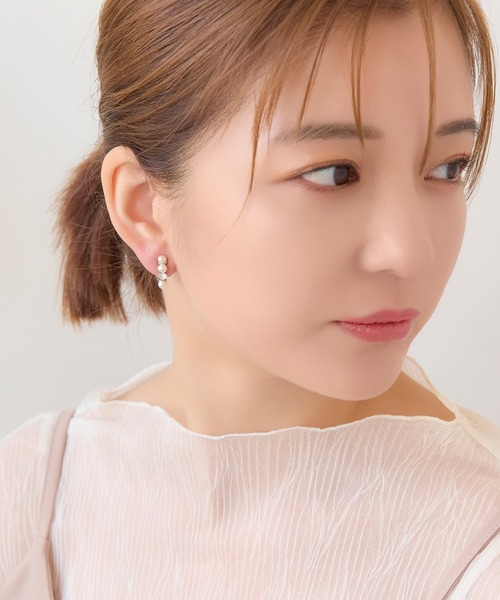 Phoebe（フィービィー）の「【シリーズ累計販売　15,000点突破！】【痛くないシリーズ】ノーブルパールエアリーイヤリング/大ぶり（イヤリング・レディース・ゴールド/ゴールド系その他/シルバー系その他/グレー/シルバー/ピンクゴールド・FREE）」の9枚目の写真