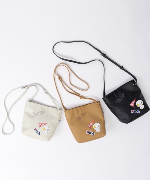 FILA（フィラ）の「FILA フィラ ×PEANUTS ピーナッツ SNOOPY スヌーピー コラボ スクエア ミニ ショルダーバッグ（トートバッグ・レディース・ホワイト/ブラック/ベージュ/ネイビー/ブラック系/ライトグレー/ブラウン・FREE）」の11枚目の写真