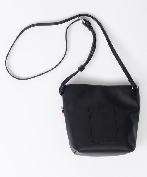 FILA（フィラ）の「FILA フィラ ×PEANUTS ピーナッツ SNOOPY スヌーピー コラボ スクエア ミニ ショルダーバッグ（トートバッグ・レディース・ホワイト/ブラック/ベージュ/ネイビー/ブラック系/ライトグレー/ブラウン・FREE）」の8枚目の写真