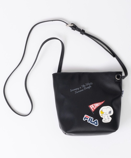 FILA（フィラ）の「FILA フィラ ×PEANUTS ピーナッツ SNOOPY スヌーピー コラボ スクエア ミニ ショルダーバッグ（トートバッグ・レディース・ホワイト/ブラック/ベージュ/ネイビー/ブラック系/ライトグレー/ブラウン・FREE）」の22枚目の写真