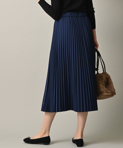 INTERPLANET(インタープラネット)の「リバーシブル配色タフタスカート(スカート・レディース・サックスブルー/ネイビー/カーキ・FREE)」の16枚目の写真