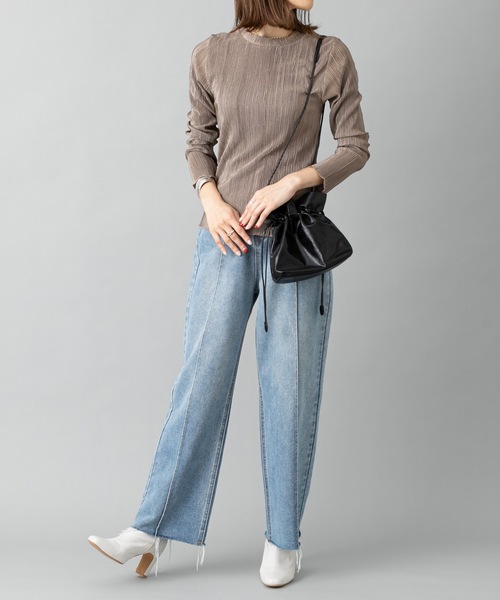 prose verse（プロズヴェール）の「《WEB限定》サテンプリーツ 長袖プルオーバー 袖メローリブブラウス ラウンドネック ミニプリーツブラウス（Tシャツ/カットソー・レディース・ブラック/カーキ/モカ/グレイッシュベージュ・ﾌﾘ-）」の12枚目の写真