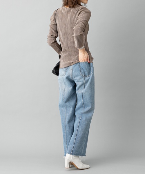 prose verse（プロズヴェール）の「《WEB限定》サテンプリーツ 長袖プルオーバー 袖メローリブブラウス ラウンドネック ミニプリーツブラウス（Tシャツ/カットソー・レディース・ブラック/カーキ/モカ/グレイッシュベージュ・ﾌﾘ-）」の14枚目の写真