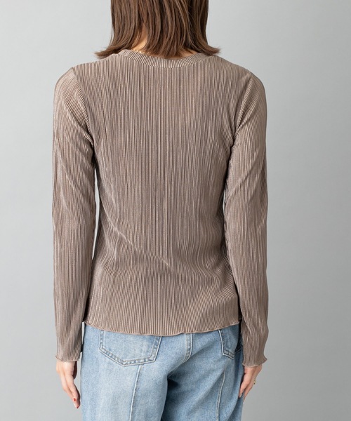 prose verse（プロズヴェール）の「《WEB限定》サテンプリーツ 長袖プルオーバー 袖メローリブブラウス ラウンドネック ミニプリーツブラウス（Tシャツ/カットソー・レディース・ブラック/カーキ/モカ/グレイッシュベージュ・ﾌﾘ-）」の18枚目の写真