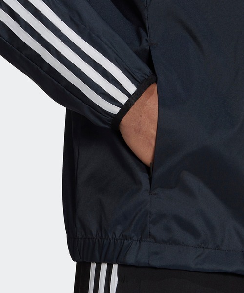 adidas（アディダス）の「ウーブン ウインドブレーカー [Woven