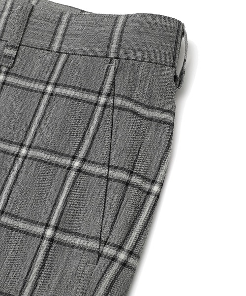 MEN'S BIGI（メンズビギ）の「【尾州産生地】ON/OFF兼用ウールチェックパンツ（スラックス・メンズ・ネイビー/グレー・01/03/02/04）」の15枚目の写真