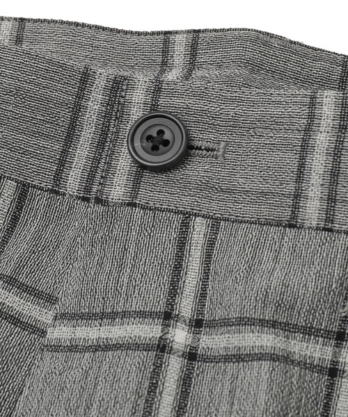 MEN'S BIGI（メンズビギ）の「【尾州産生地】ON/OFF兼用ウールチェックパンツ（スラックス・メンズ・ネイビー/グレー・01/03/02/04）」の16枚目の写真