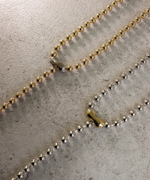 voov（ブーブ）の「チェーンボールネックレス シルバー ゴールド