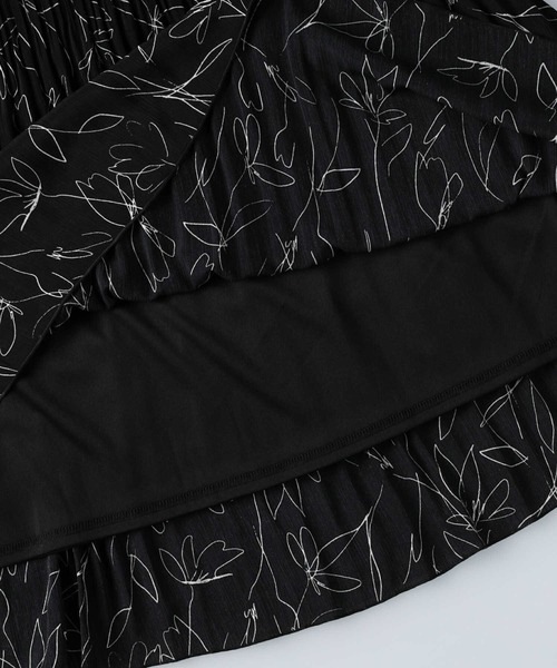 HONEYSUCKLE ROSE（ハニーサックルローズ）の「【HONEYSUCKLE ROSE】線画プリーツスカート（スカート・レディース・ライトベージュ/ブラック・M/L）」の17枚目の写真