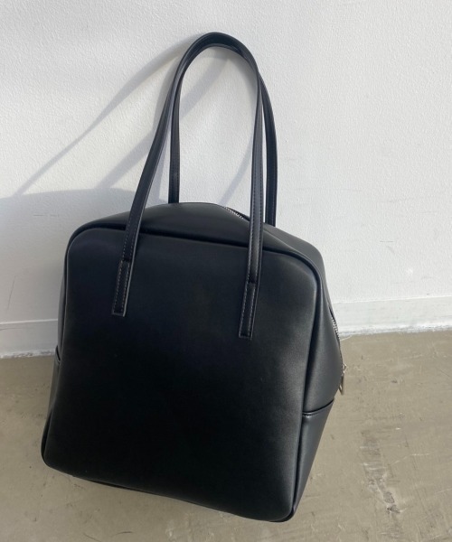 Aunt Marie's（アントマリーズ）の「レザースクエアボストン/AUNT MARIE'S（ボストンバッグ・レディース・ブラック/ベージュ・FREE）」の6枚目の写真