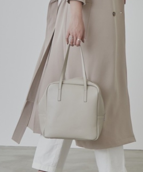 Aunt Marie's（アントマリーズ）の「レザースクエアボストン/AUNT MARIE'S（ボストンバッグ・レディース・ブラック/ベージュ・FREE）」の8枚目の写真