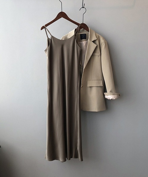 aimoha(アイモハ)の「キャミソールワンピース (SS)(ワンピース・レディース・ブラック/グリーン/チョコ・MEDIUM/LARGE)」の15枚目の写真