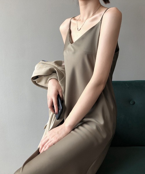 aimoha(アイモハ)の「キャミソールワンピース (SS)(ワンピース・レディース・ブラック/グリーン/チョコ・MEDIUM/LARGE)」の17枚目の写真