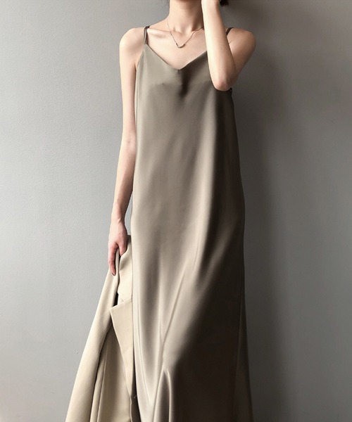 aimoha(アイモハ)の「キャミソールワンピース (SS)(ワンピース・レディース・ブラック/グリーン/チョコ・MEDIUM/LARGE)」の4枚目の写真