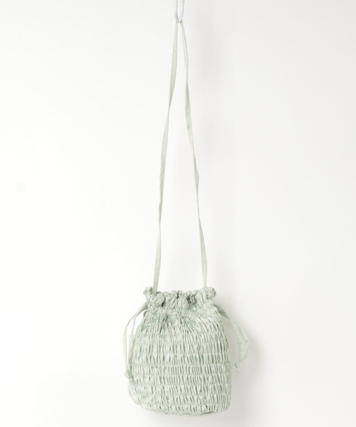 flowriri(フロウリリ)の「2WAYシャーリング巾着バッグ / ショルダーバッグ(ショルダーバッグ・レディース・ブラック/ライトグリーン・FREE)」の15枚目の写真