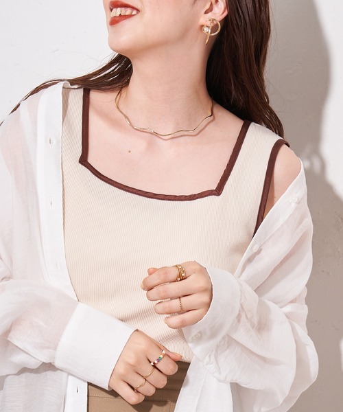 DISCOAT（ディスコート）の「【ZOZO限定】パイピングスクエアタンクトップ（タンクトップ・レディース・アイボリー/ブラック/グレイッシュベージュ・FREE）」の2枚目の写真