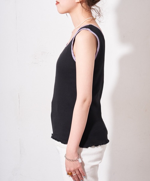 DISCOAT（ディスコート）の「【ZOZO限定】パイピングスクエアタンクトップ（タンクトップ・レディース・アイボリー/ブラック/グレイッシュベージュ・FREE）」の22枚目の写真