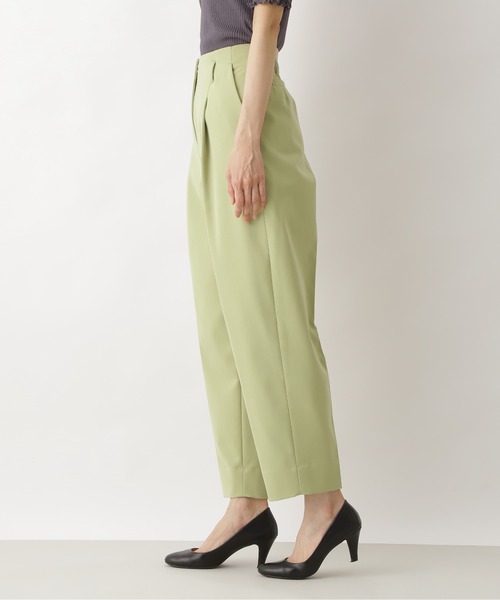 NATURAL BEAUTY BASIC（ナチュラルビューティーベーシック）の「ハイウエストコクーンパンツ（その他パンツ・レディース・ライトグリーン/ブラック/ベージュ・X-SMALL/SMALL/MEDIUM）」の10枚目の写真