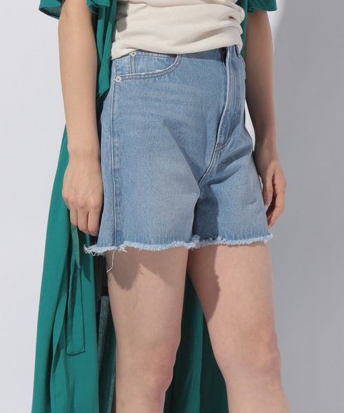 BAYFLOW(ベイフロー)の「MIEコラボ/ショートパンツ(デニムパンツ・レディース・ライトブルー/ホワイト・MEDIUM/SMALL)」の22枚目の写真
