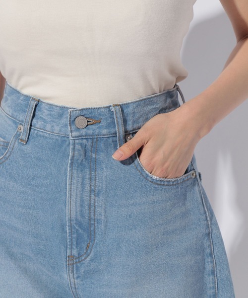 BAYFLOW(ベイフロー)の「MIEコラボ/ショートパンツ(デニムパンツ・レディース・ライトブルー/ホワイト・MEDIUM/SMALL)」の16枚目の写真