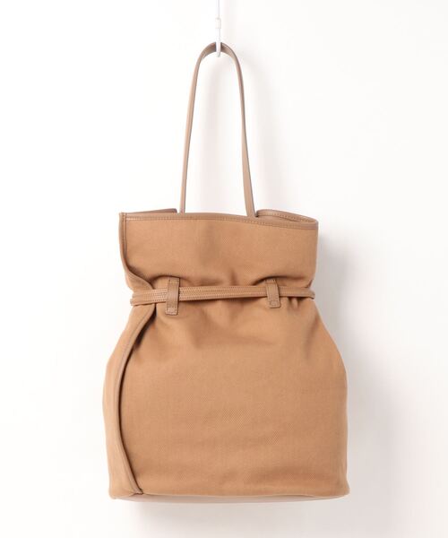 the dilettante（ザ・ディレッタント）の「【the dilettante】別注ドロストリングバッグ（トートバッグ・レディース・ベージュ/ホワイト・FREE）」の4枚目の写真