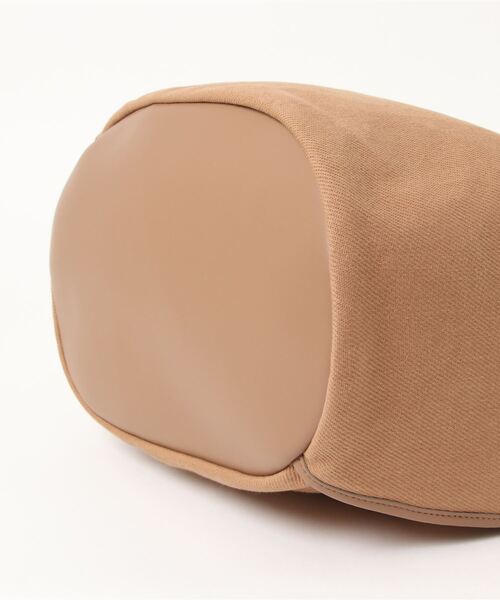 the dilettante（ザ・ディレッタント）の「【the dilettante】別注ドロストリングバッグ（トートバッグ・レディース・ベージュ/ホワイト・FREE）」の3枚目の写真