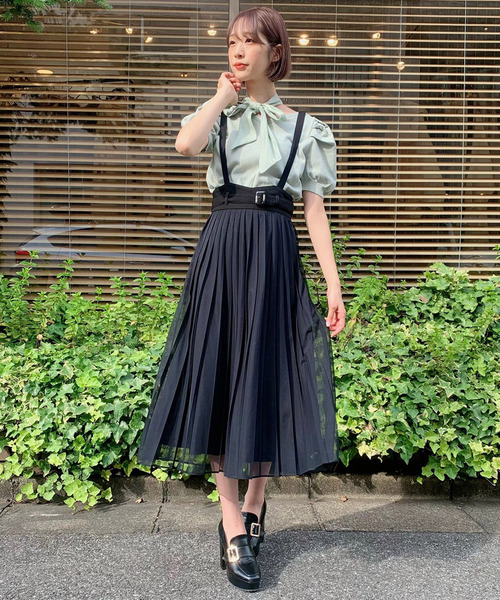 TITTY&CO.(ティティーアンドコー)の「2WAYサス付ベルトチュールスカート(スカート・レディース・ライトブルー/ブラック/ベージュ・SMALL/MEDIUM)」の2枚目の写真