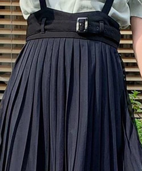 TITTY&CO.(ティティーアンドコー)の「2WAYサス付ベルトチュールスカート(スカート・レディース・ライトブルー/ブラック/ベージュ・SMALL/MEDIUM)」の16枚目の写真